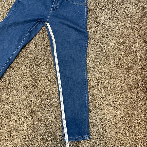 Royalty For Me Straight Leg Jeans Sz 16 - Picture 5 of 9